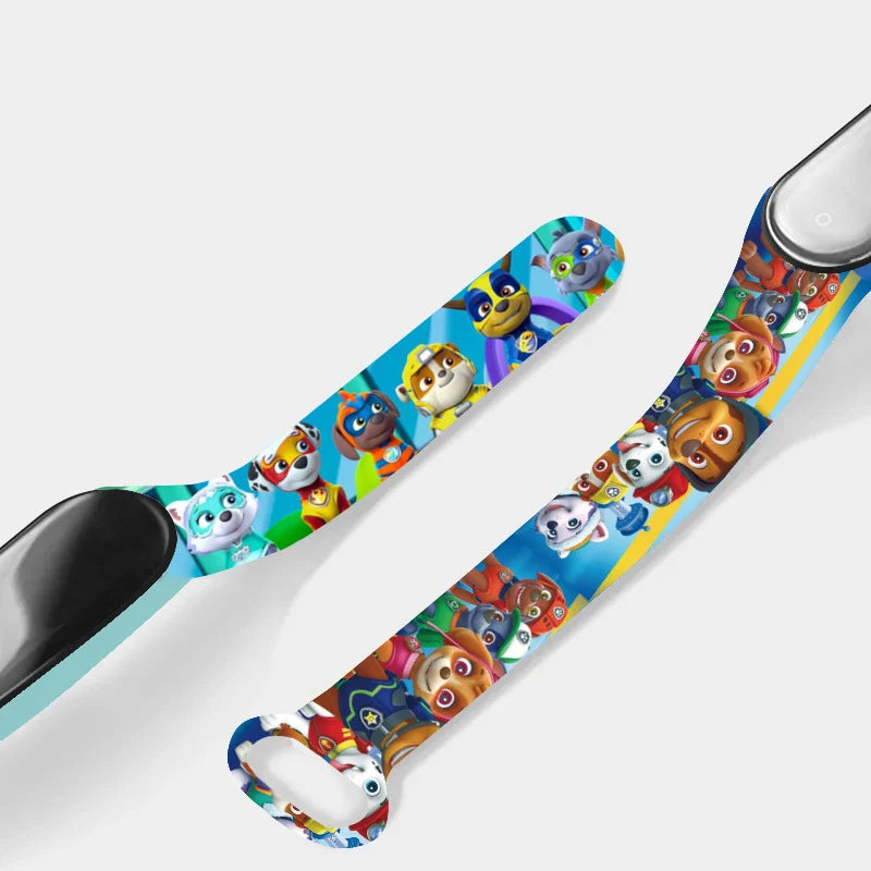 שעון ילדים אופנתי מבית PAW Patrol – מסך מגע LED, ספורטיבי, עמיד ונוח לילדים!