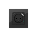  שחור הכולל חיבור USB וחיבור Type C